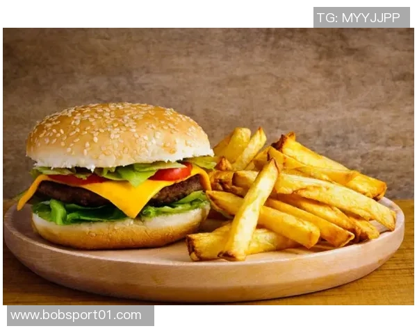 哈兰德在家享受红外线理疗与美食烹饪的双重乐趣 哈兰德在家享受红外线理疗与美食烹饪的双重乐趣