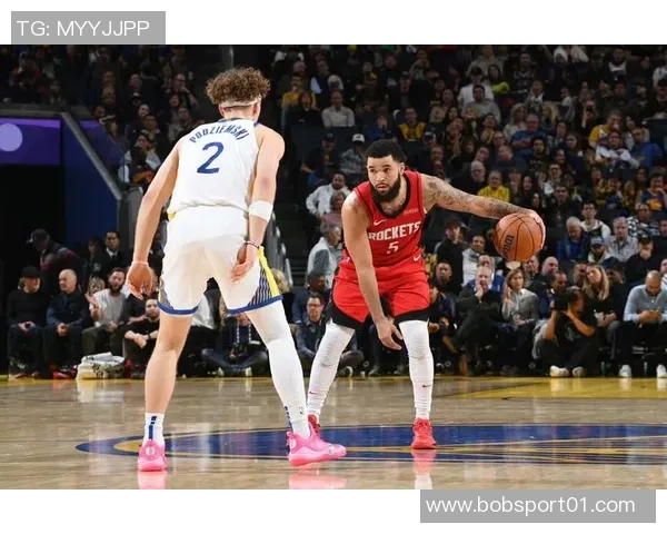 西部季后赛首轮对决勇士主场仅有三成胜率雷霆占优七成分析 西部季后赛首轮对决勇士主场仅有三成胜率雷霆占优七成分析